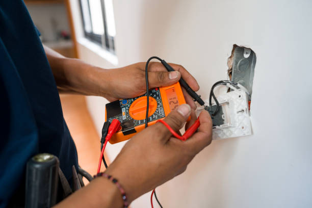Best Commercial Electrician Services  in Silver Lake, FL