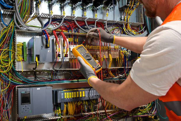Best Emergency Electrical Repair  in Silver Lake, FL